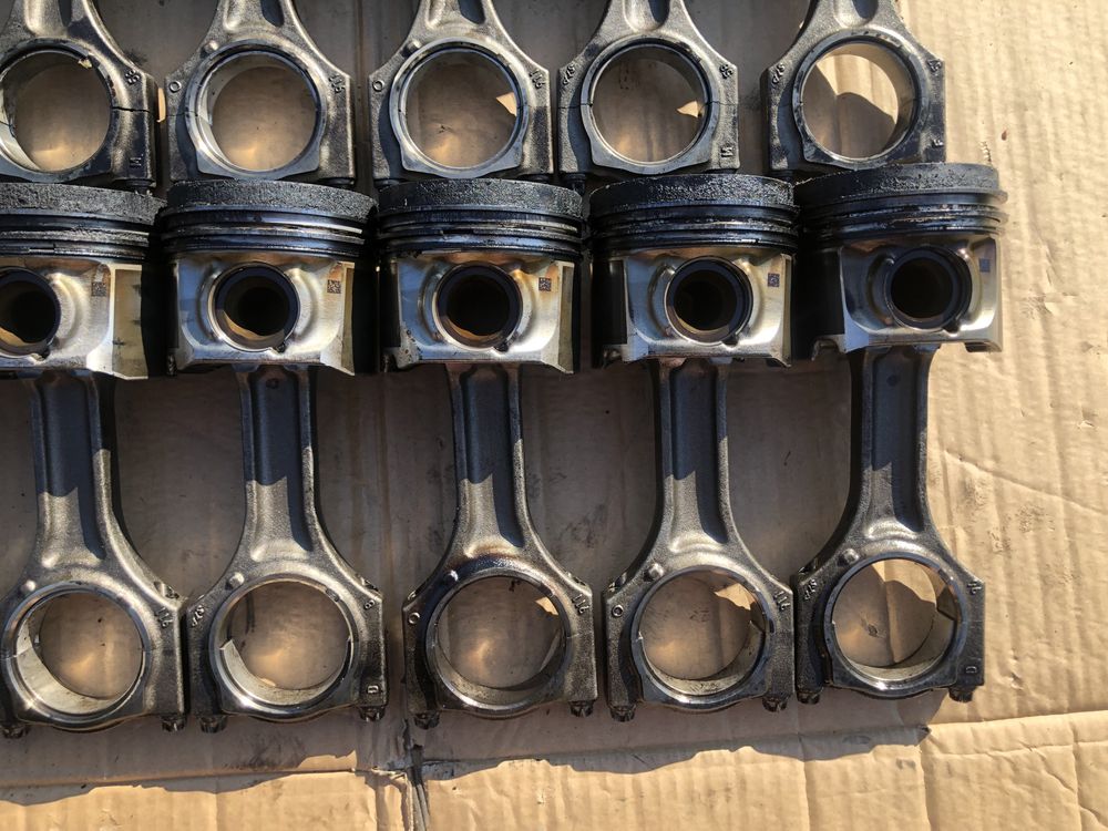 tłok z korbą korbowód n57d30a n57d30b mahle bmw f01 f07 f10 f15 f25