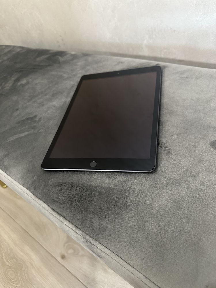 Продам Ipad 9 64 Gb Wifi 2021