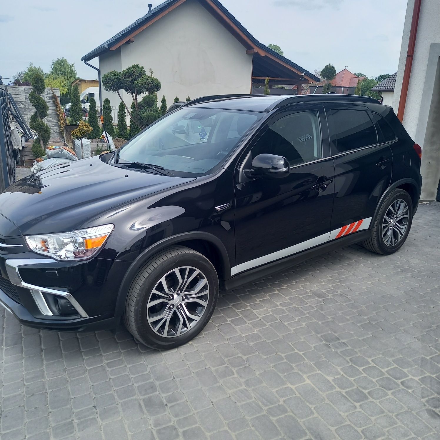 Mitsubishi ASX diamond +edycion 1.6 benzyna