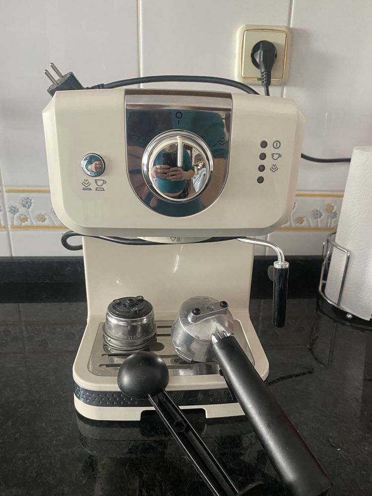 Maquina de café manual Moulinex Como Nova e com Caixa!