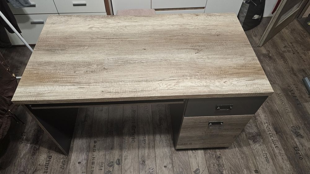 Biurko 120cm (stan jak nowe)
