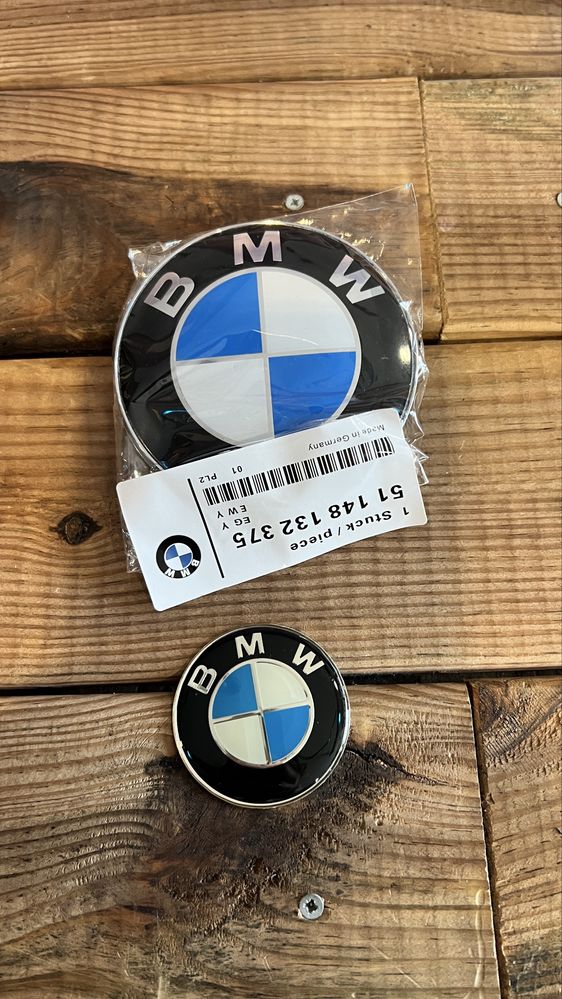 Simbolo bmw Original 82mm com pinos de encaixe