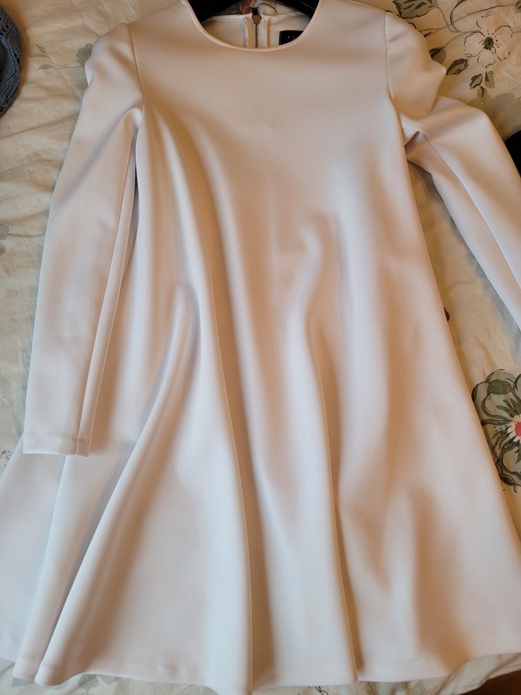 Sukienka biała 36