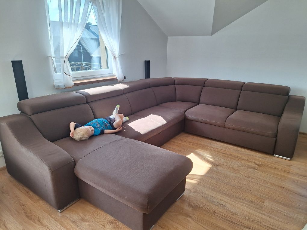 Narożnik duży 3 m x 2,53 m,  brązowy