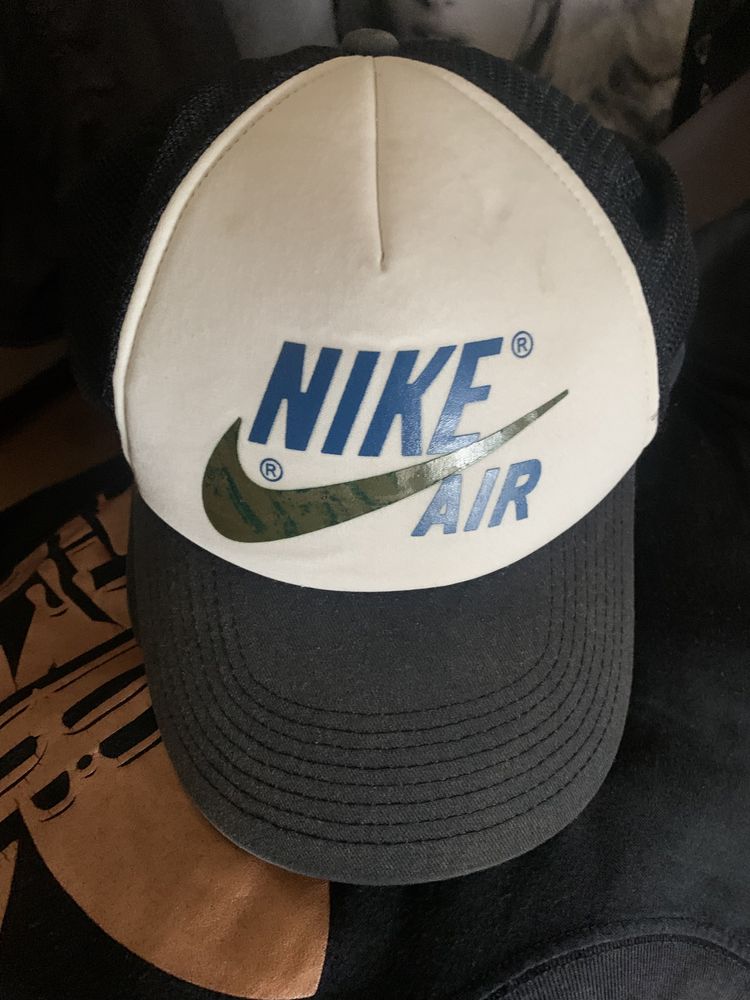 Gorro carhartt  & Cap nike & dickies