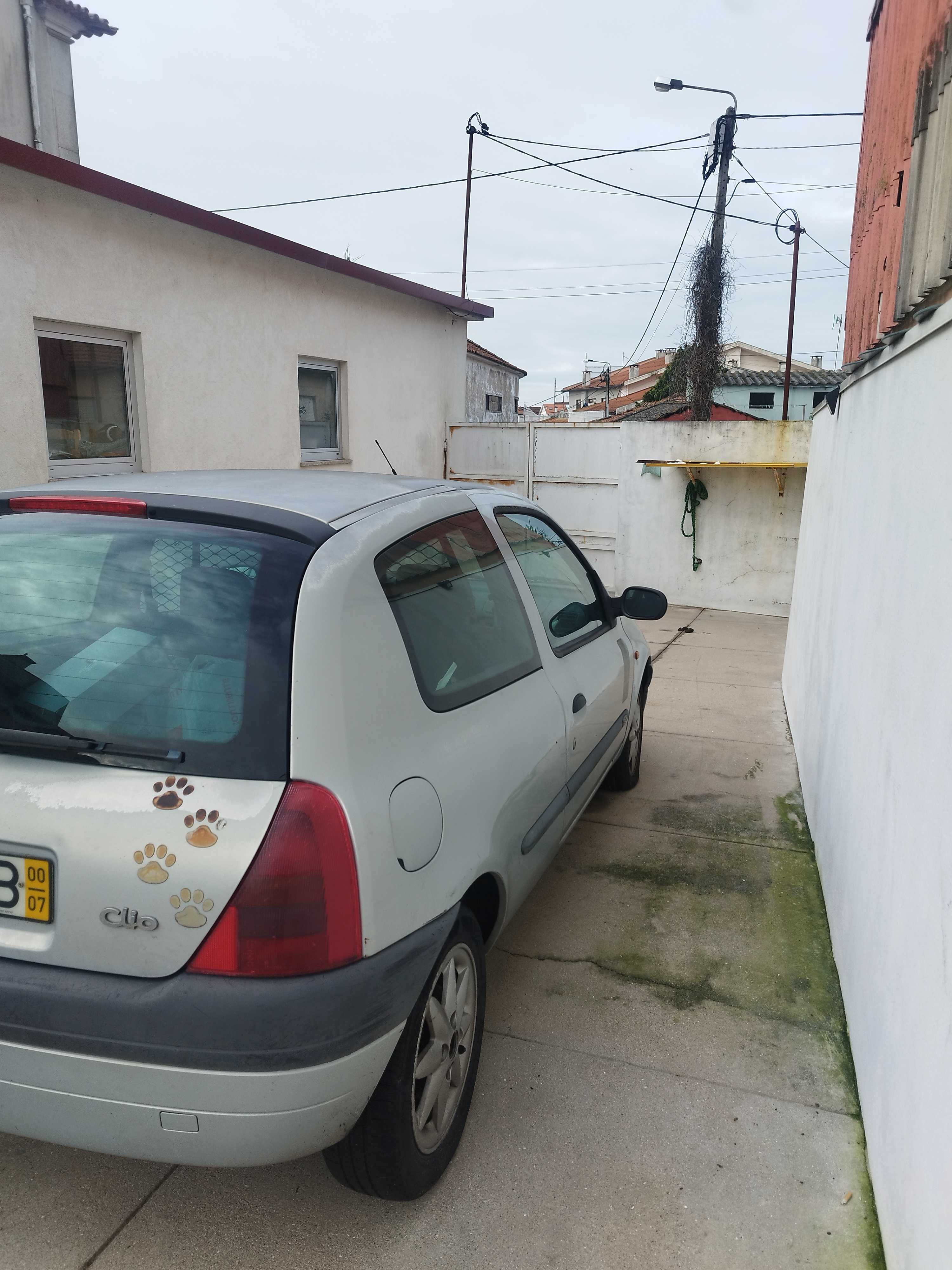 Renault Clio ll 1.9 Diesel ano 2000