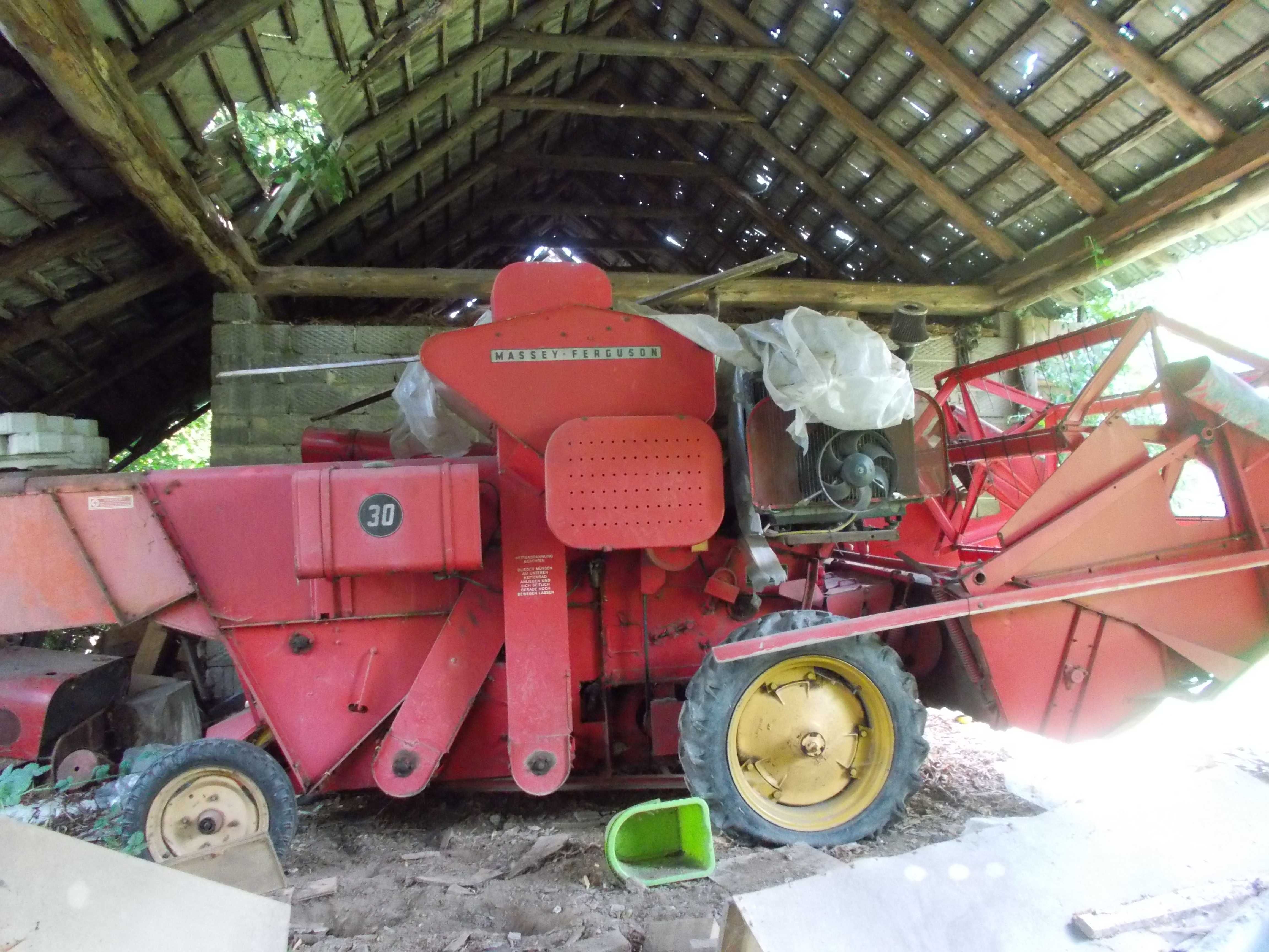 PILNIE! Sprawny Kombajn zbożowy Massey Ferguson 30 + Instrukcja!