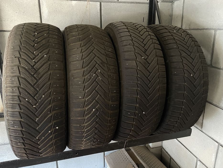 Комплект зимової гуми Michelin Alpin 6 225/55/17