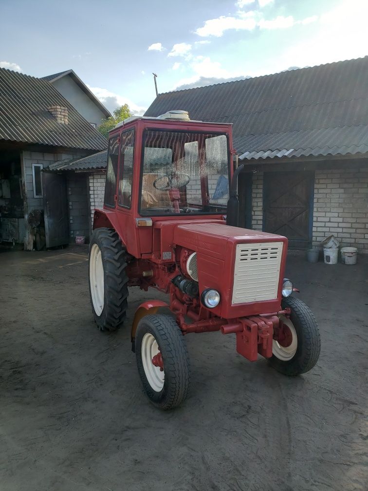 Продам трактор т25