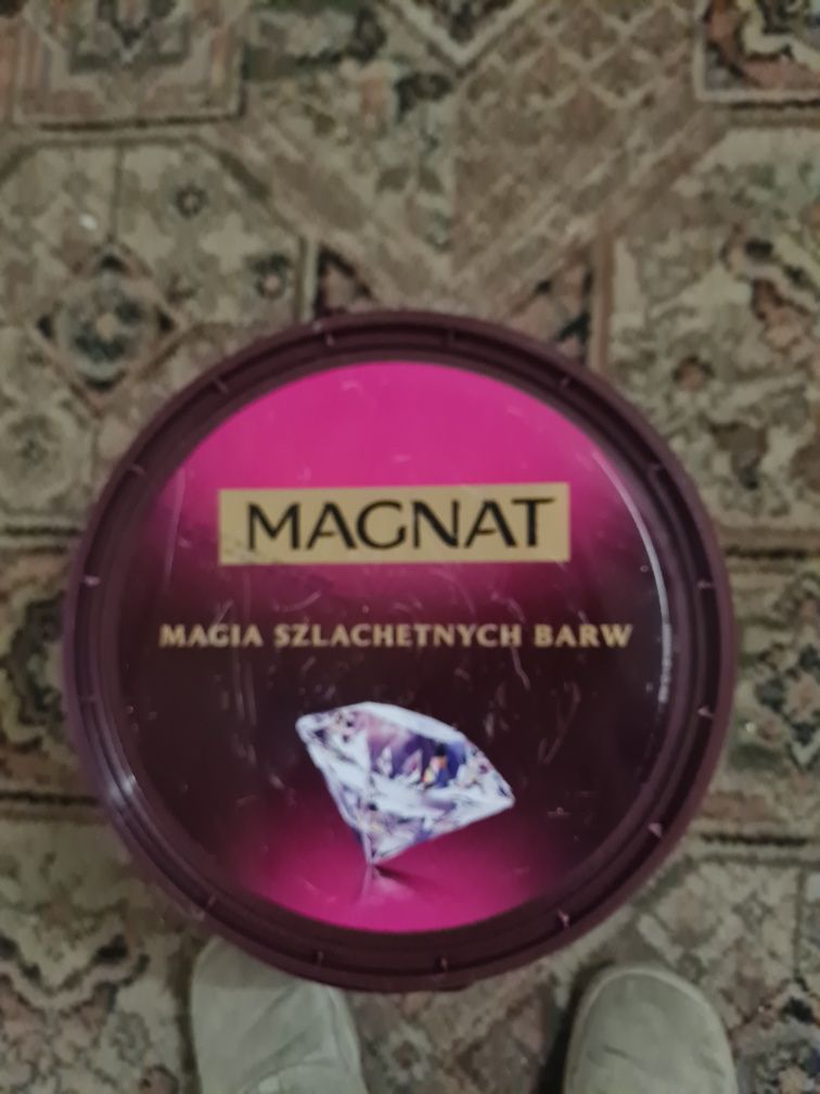 Farba do ścian i sufitów Magnat