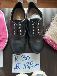 Buty eleganckie dla dziewczynki czarne r.35