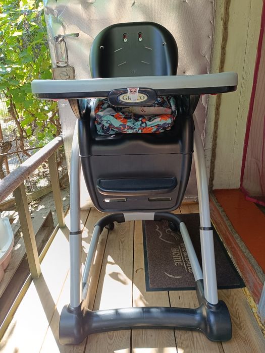 Продам стульчик для кормления