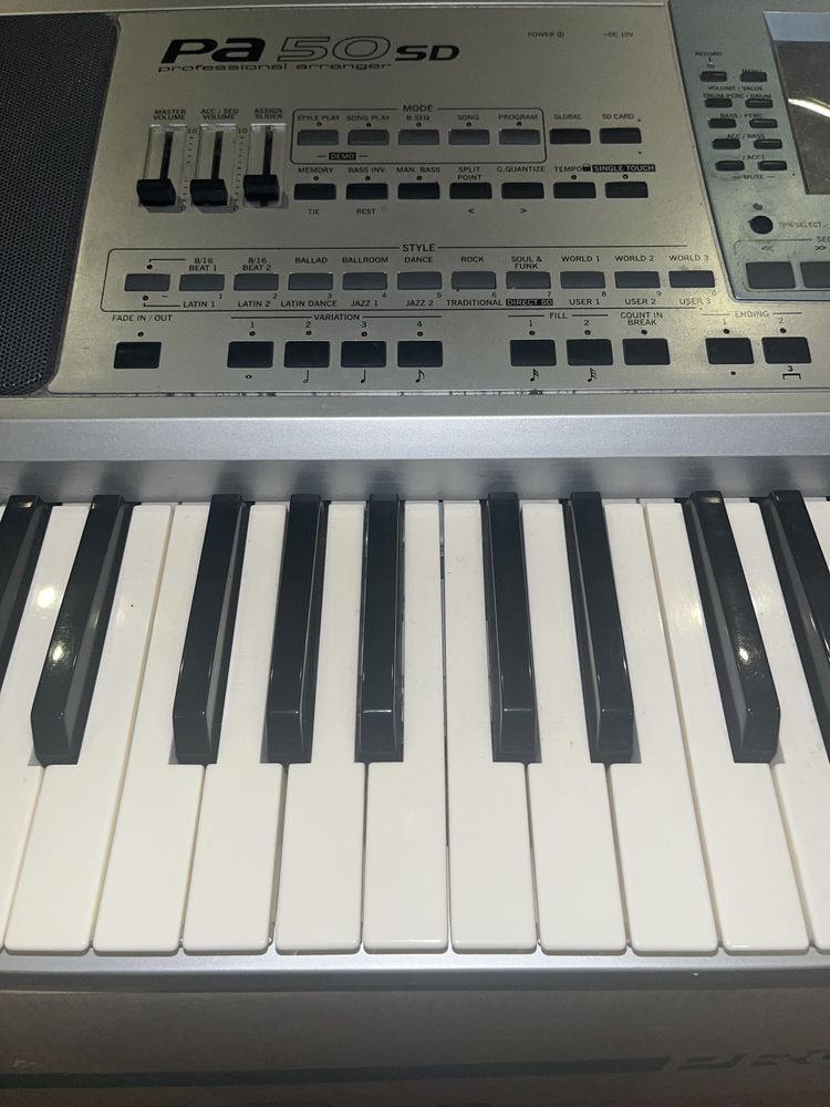 Korg pa 50 sd keyboard