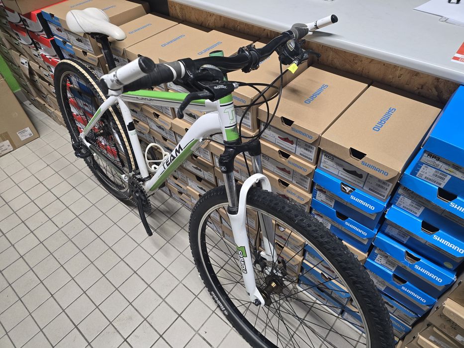 Btt 29 L aluminio travoes de disco