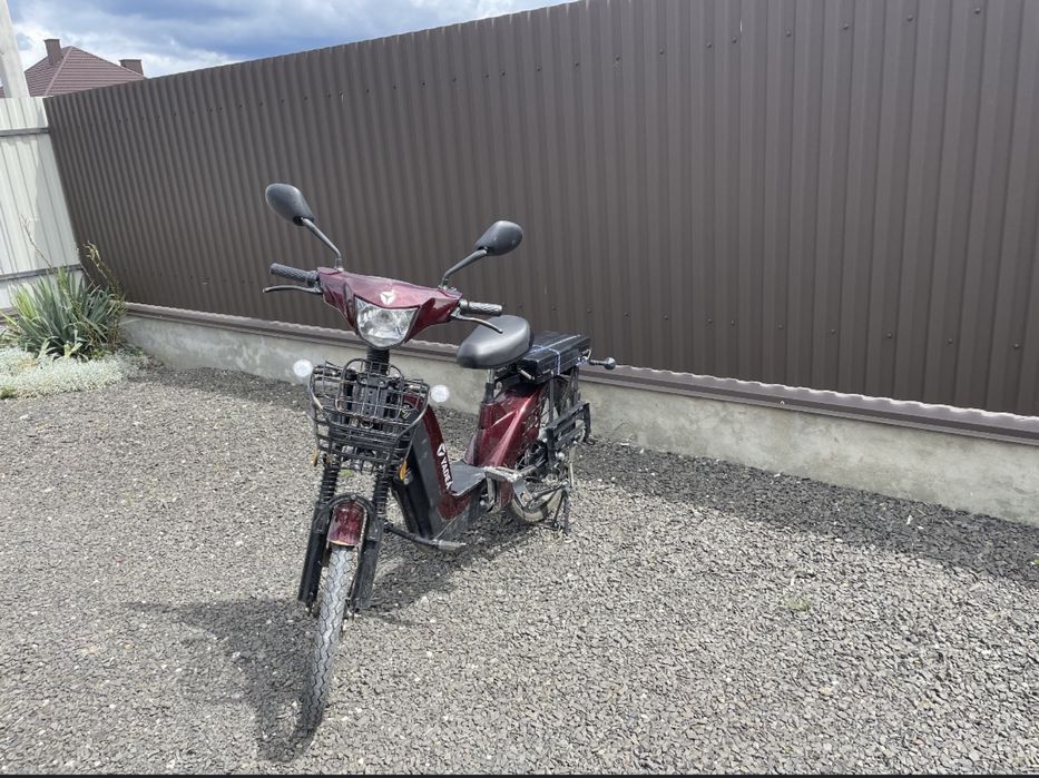 Електроскутер yadea