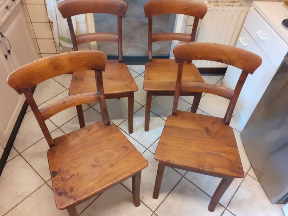 Krzesła drewno tekowe