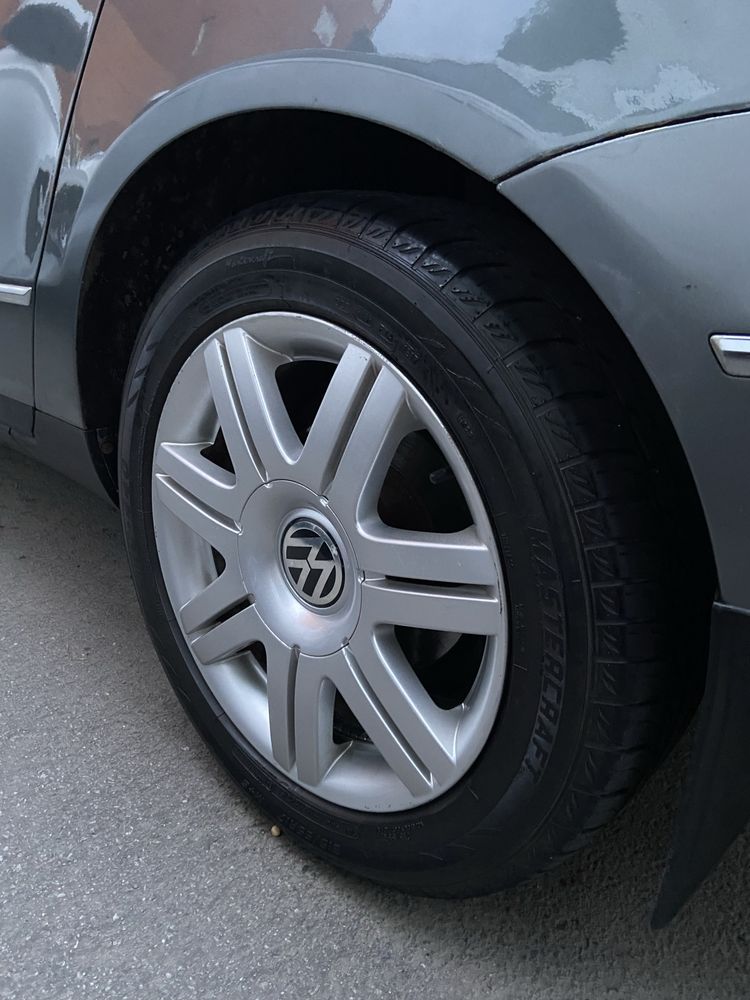 У продажі Volkswagen Passat B6 2.0 Бензин