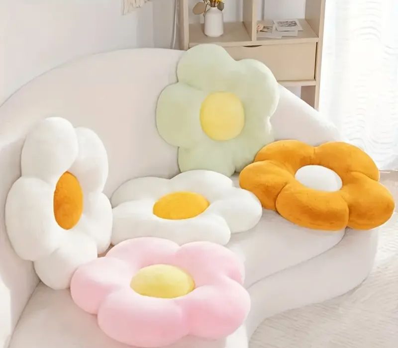 Komplet koc 150x100 + zestaw poduszek 2 kwiaty + gwiazda