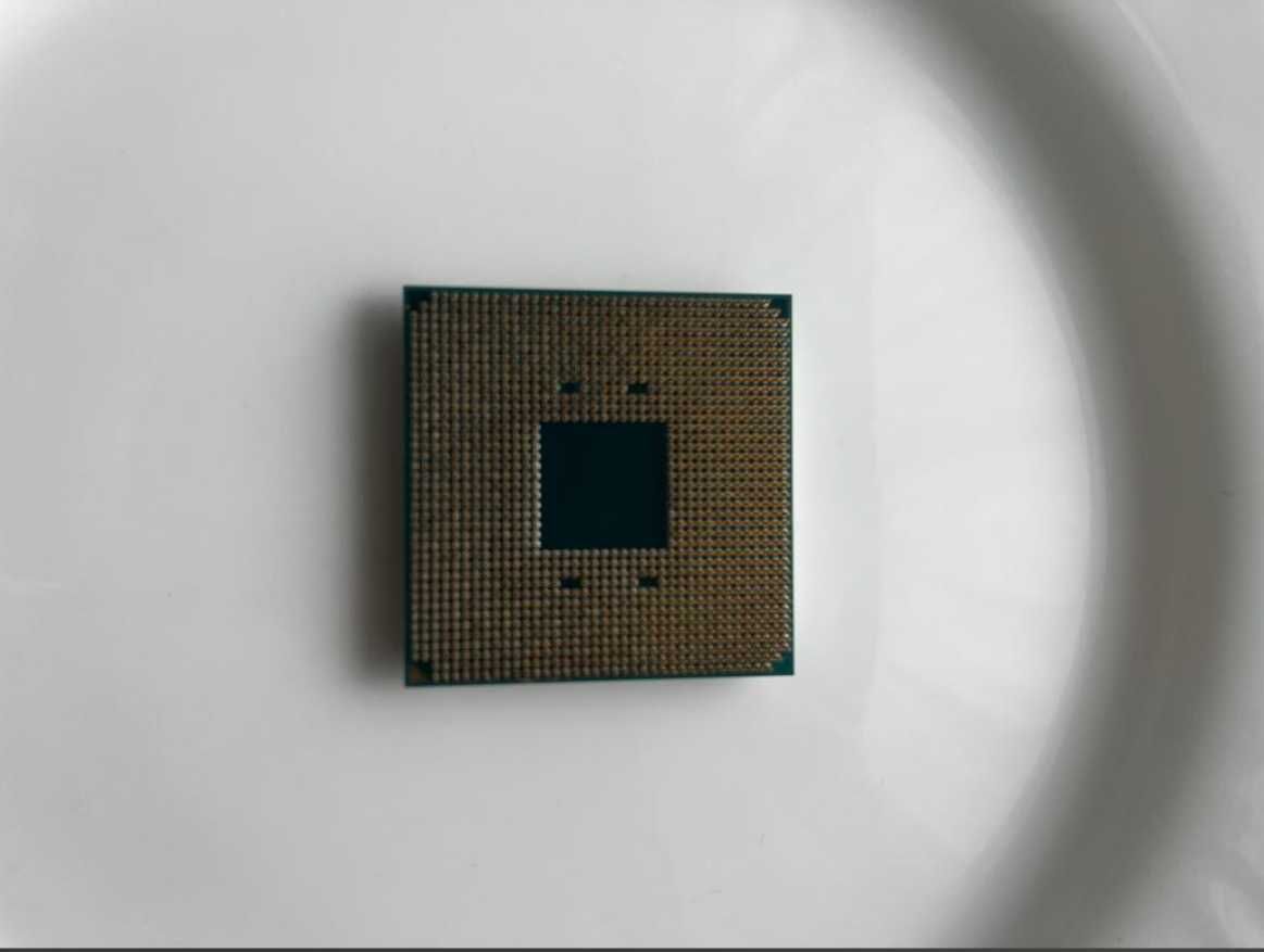 Amd ryzen 7 2700 + Chłodzenie Wraith Spire