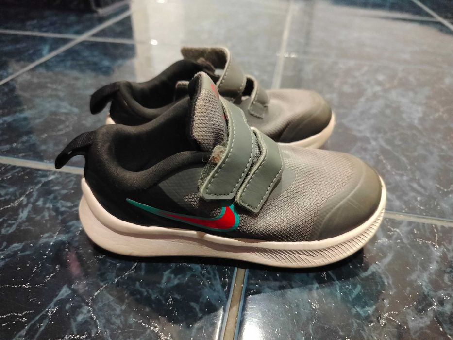 Adidasy Nike 26 dla chlopca