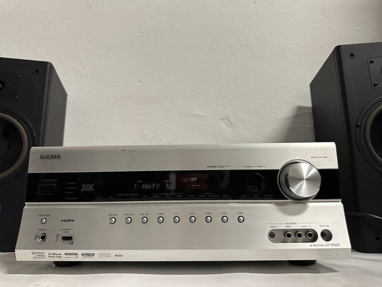 7.2 Amplituner Onkyo TX-SR608 (7 × 160 Вт / HDMI / Bi-Amping)