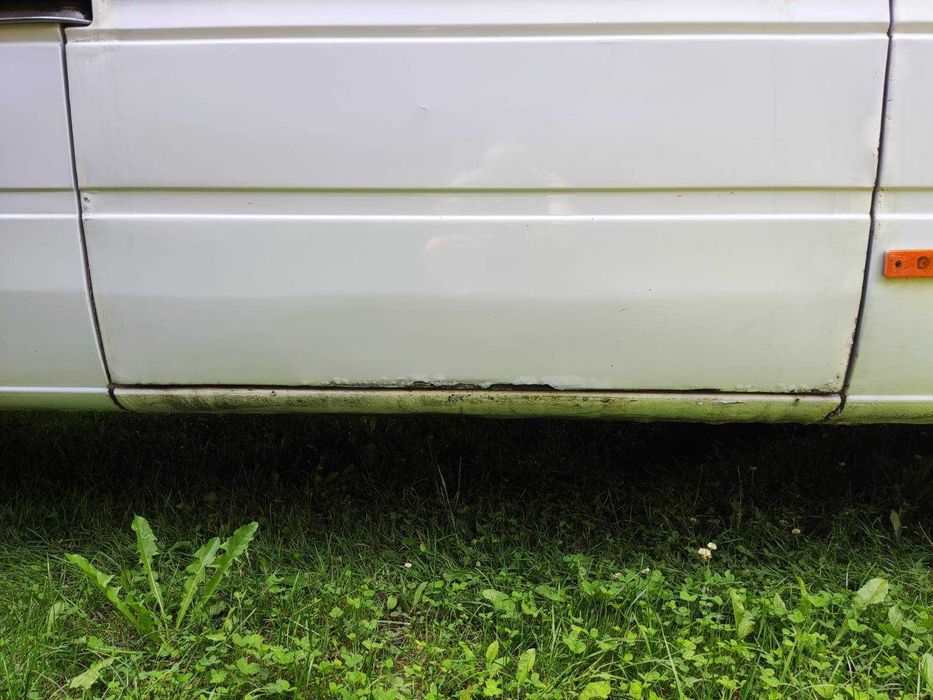 Бус Mercedes-Sprinter 311