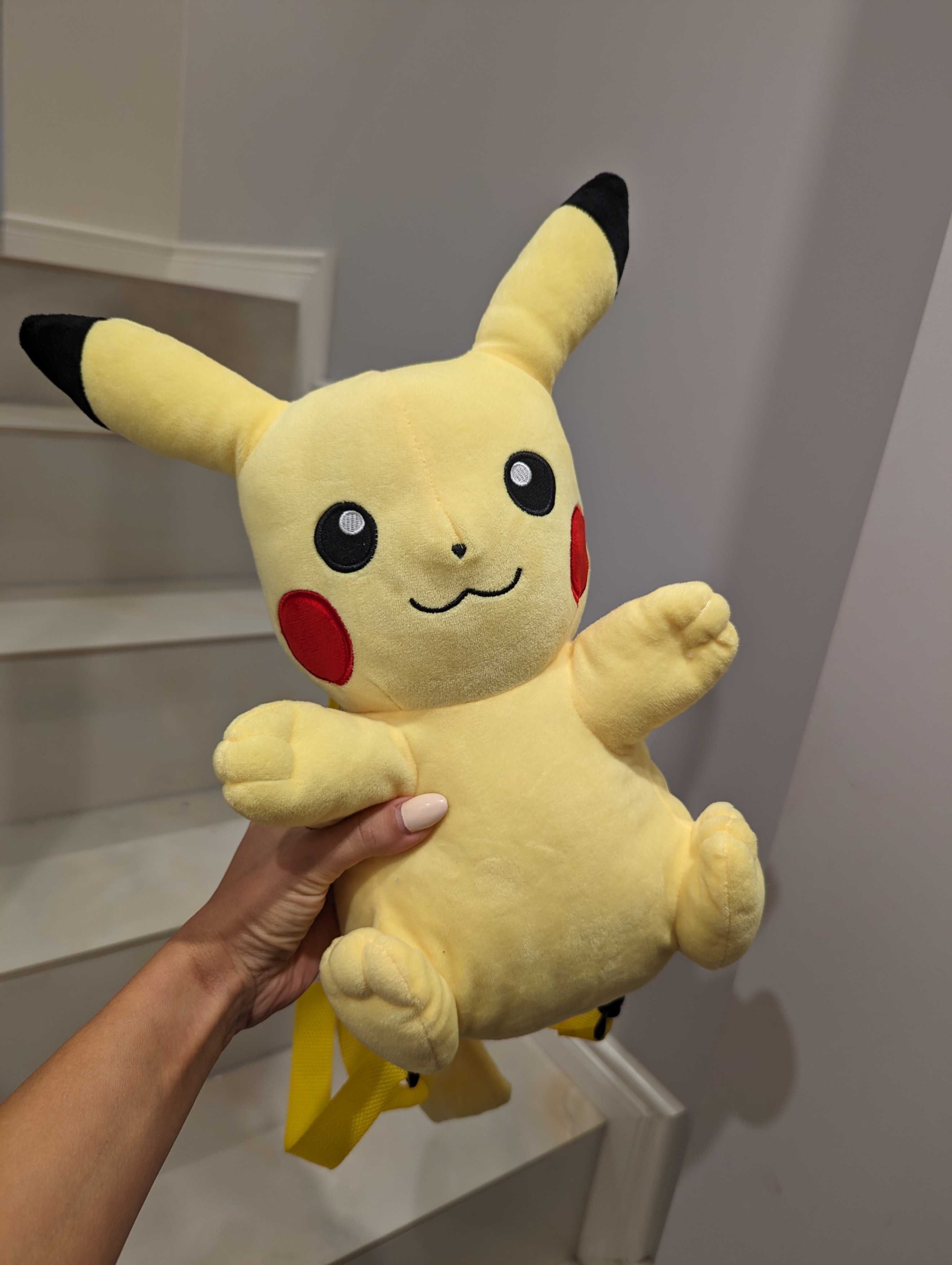 Nowy plecak pikachu