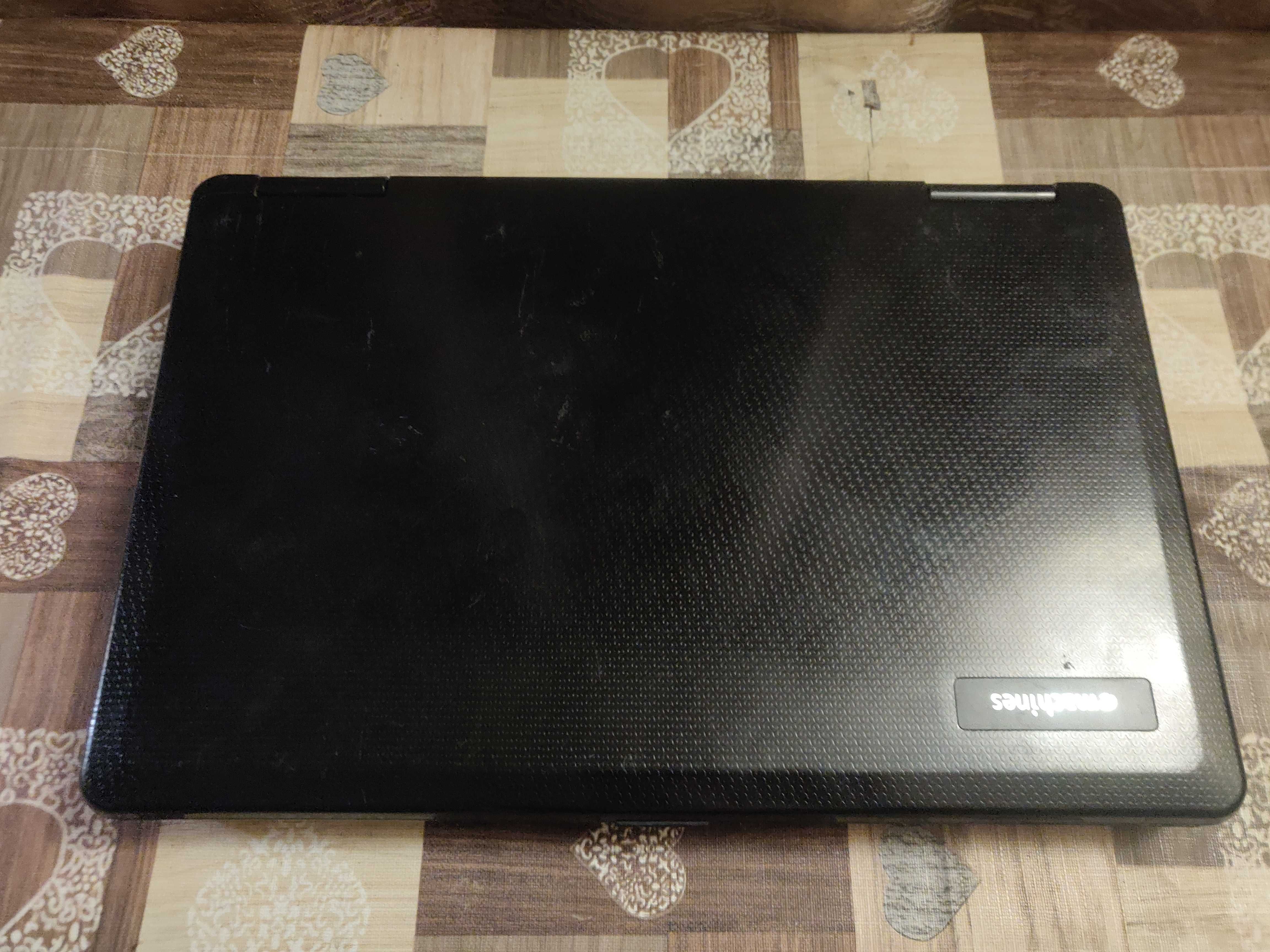 Ноутбук Emahcines e725 pentium T4500