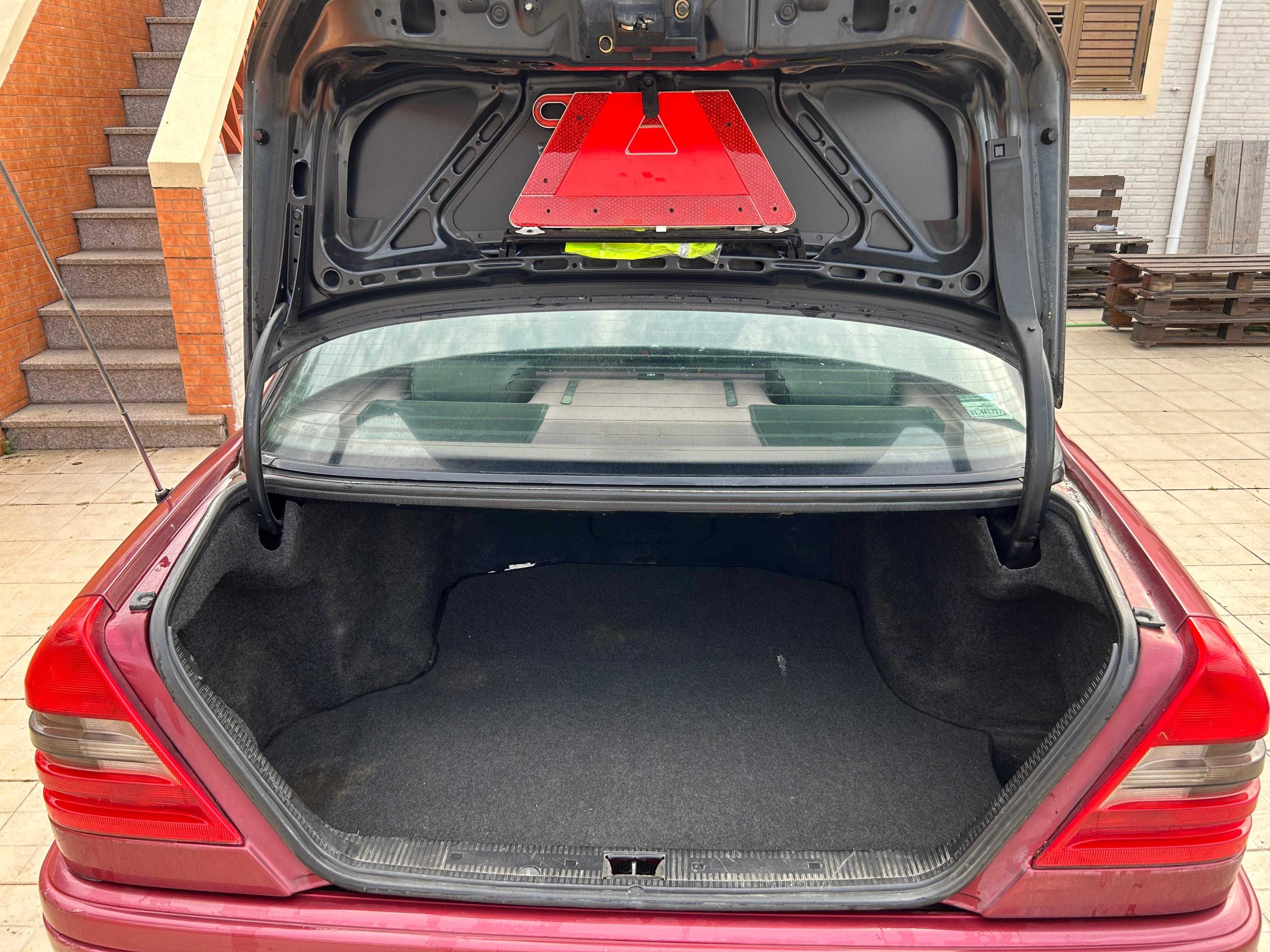 Mercedes-Benz C 200 Sport Gasolina