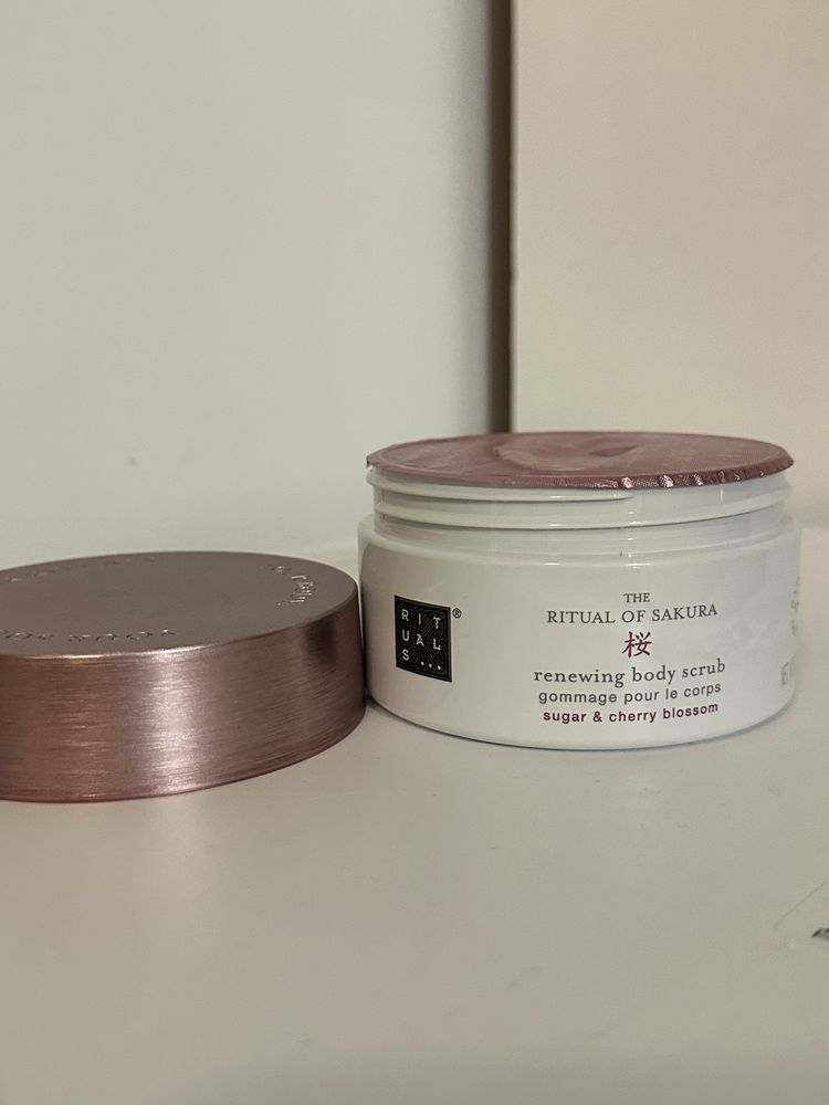 Rituals - The Ritual Of Sakura scrub