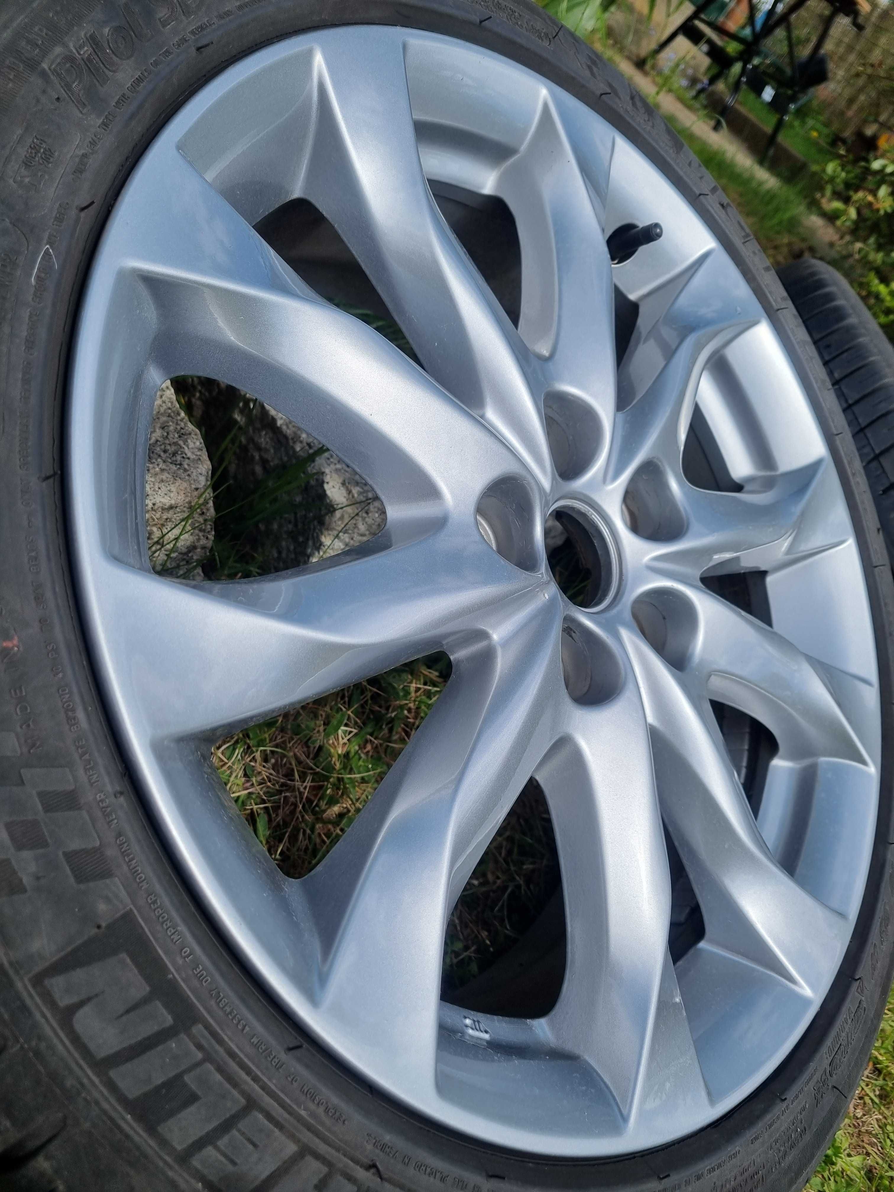 Używane felgi aluminiowe 18", komplet do Mazda 5x114,3 z oponami