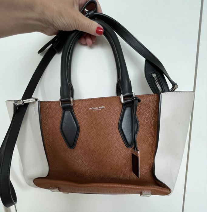 Mala Michael Kors nova super elegante