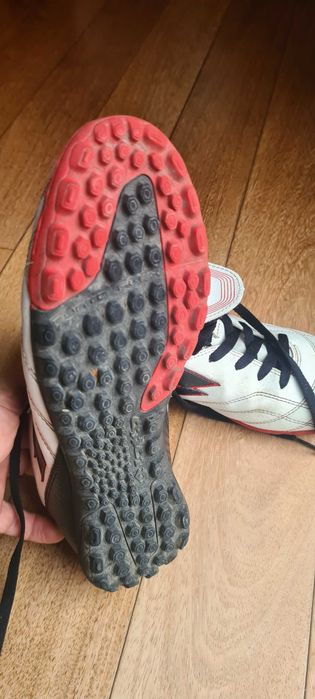 Buty do piłki nożnej