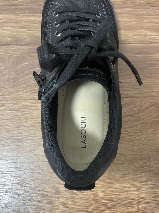 Тухлі на хлопчика, шкіряні