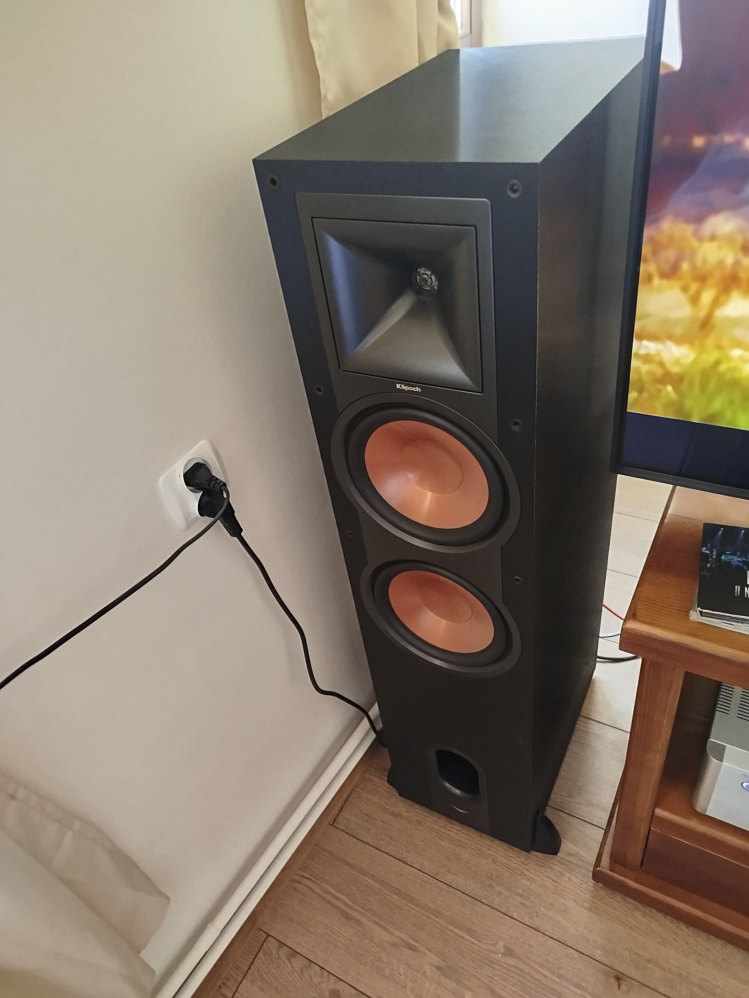 Kolumny głośnikowe Klipsch R 28f