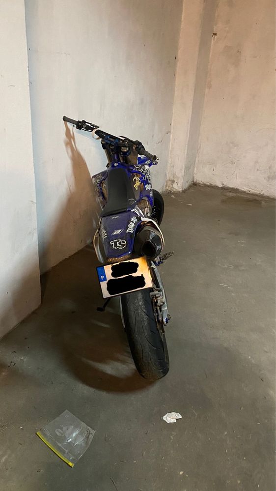 Yamaha supermotard vende-se