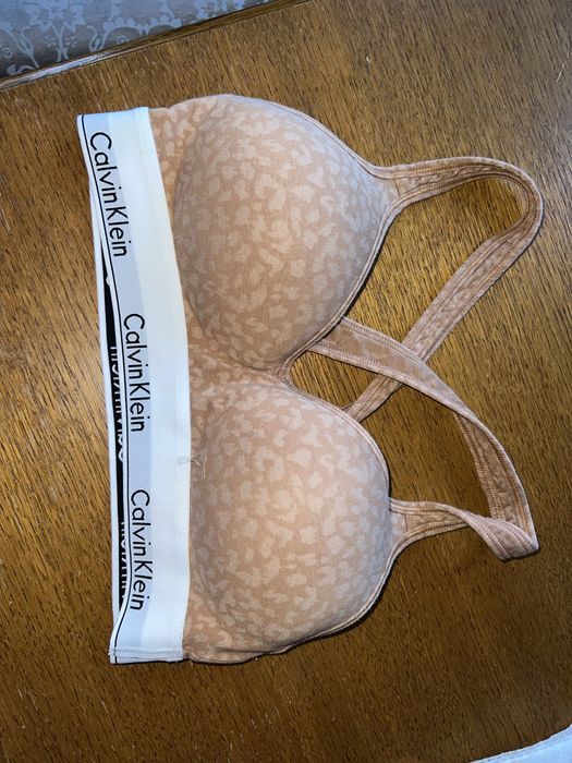 Boustonosz top  Calvin Klein