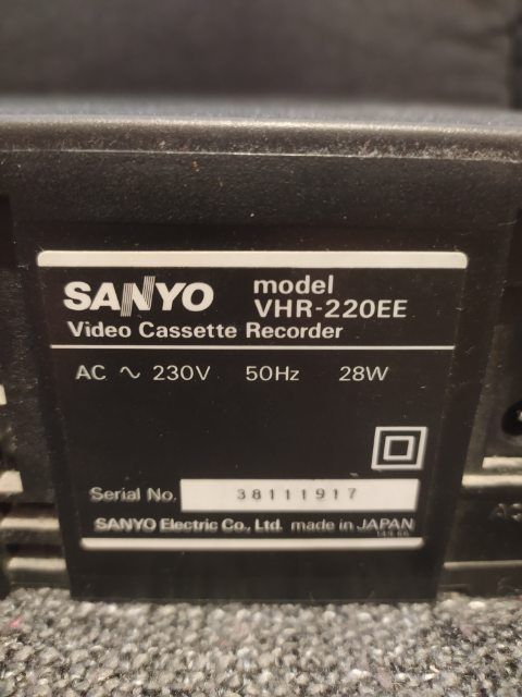 Video SANYO model VHR-220EE + pilot