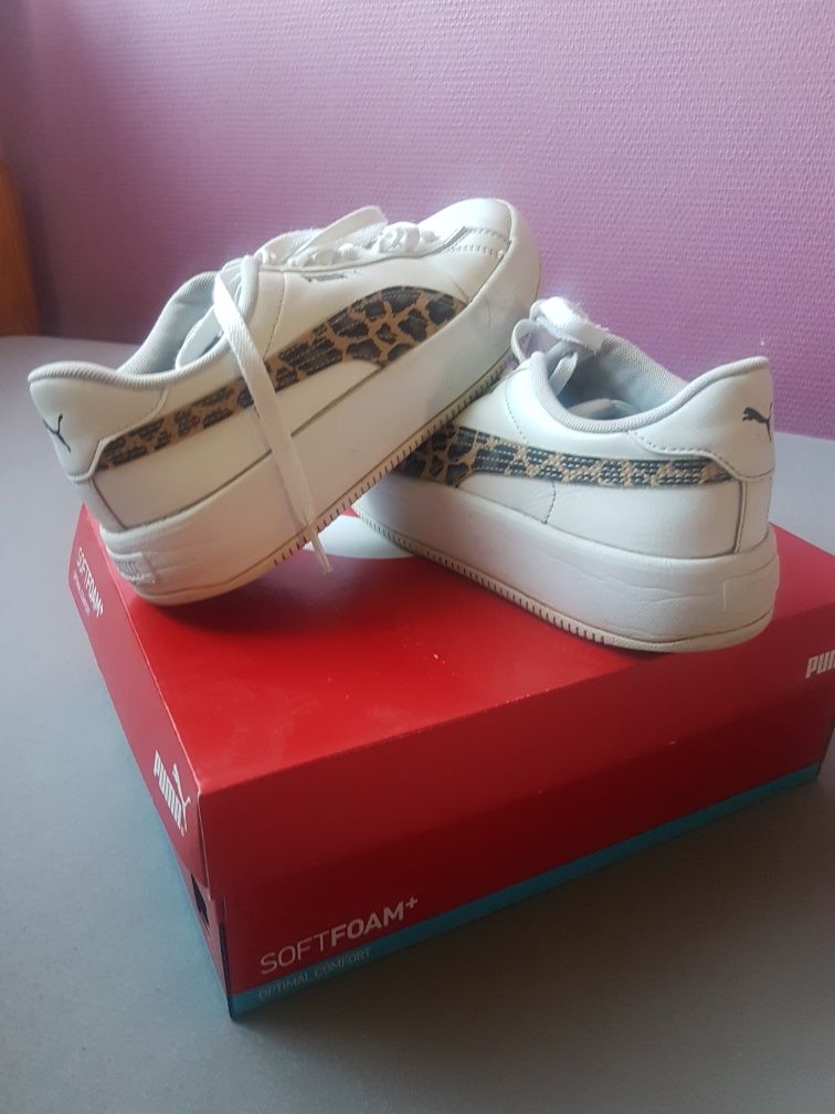 Białe buty sneakersy Puma 38 panterka