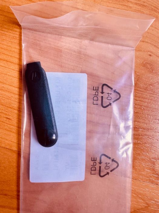 Заглушка  пильник  до радіостанції моторола R7