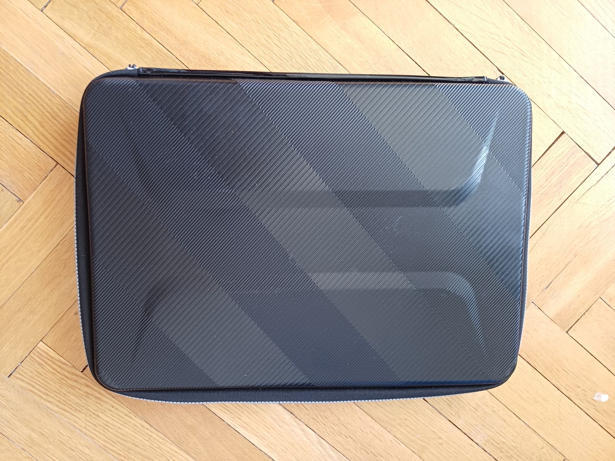 Pokrowiec na laptopa Hama 15.6