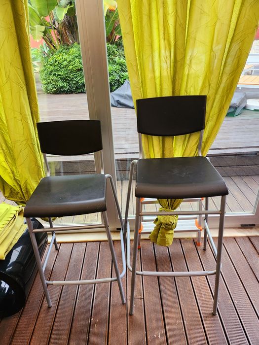 Bancos Altos com encosto Ikea