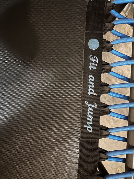 Trampolina fit and jump