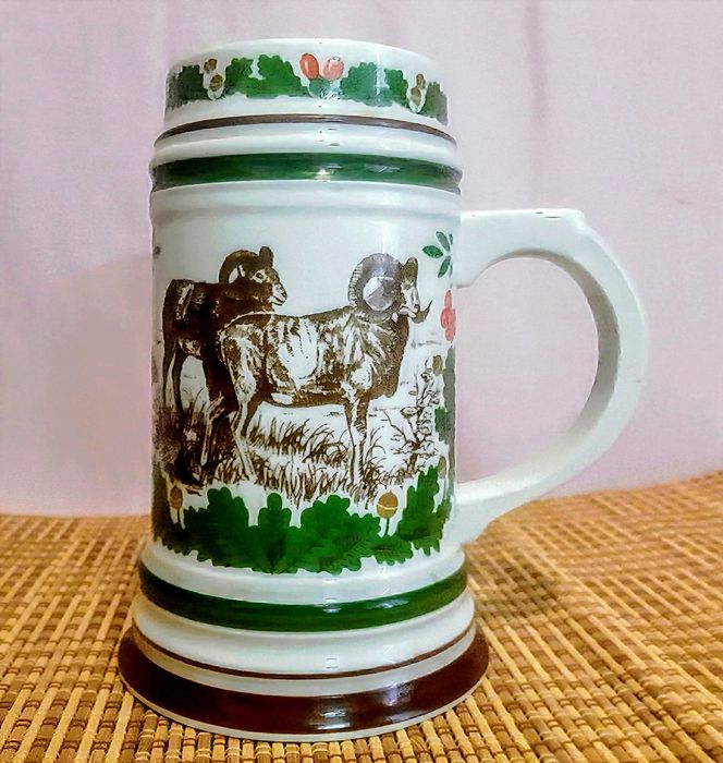 Кружка"Охота","Рыбы"ГДР рог Киев,фигурка