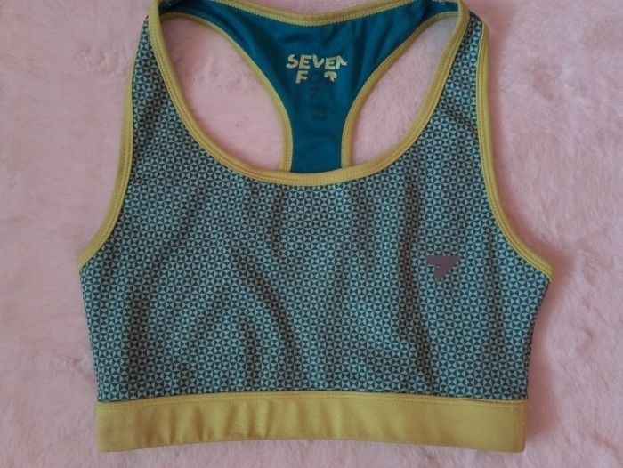 zielony top sportowy XS