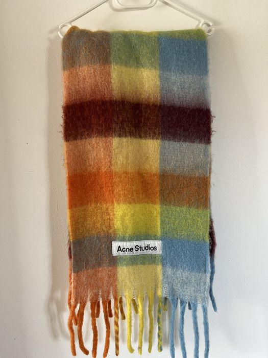 Acne Studios стильний шарф