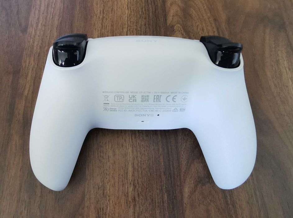 Pad DualSense PS5  White – nowe analogi magnetyczne