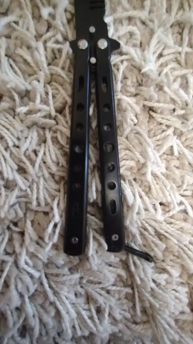 Продам складний гребінець, в стилі ножика метелика