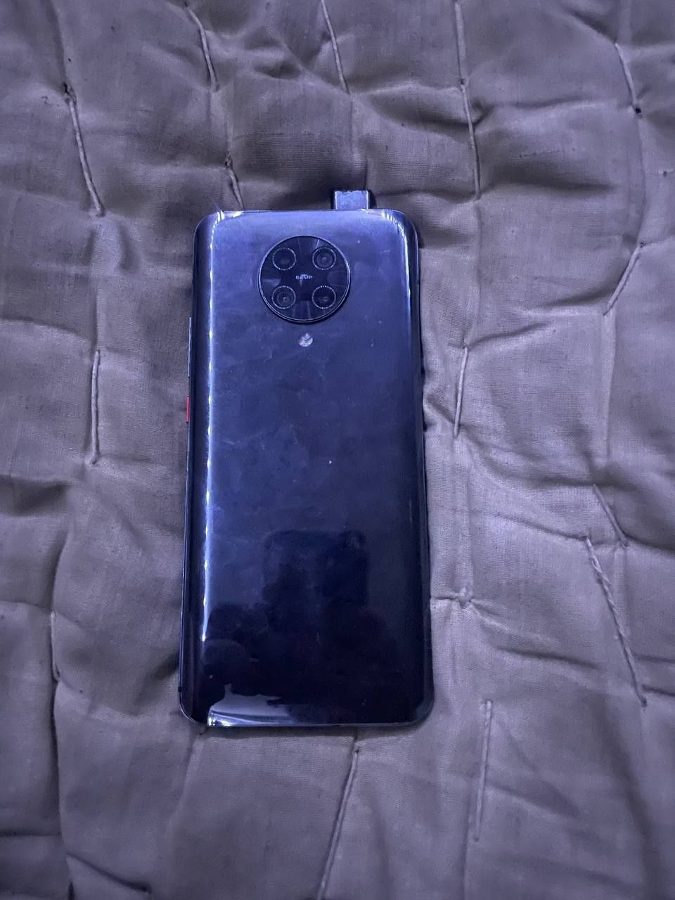 Продам poco f2 pro 128/6