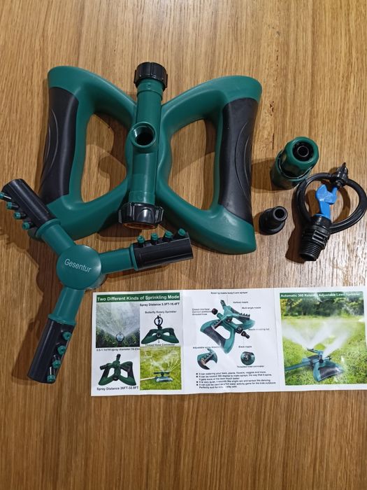 Obrotowy motylkowy zraszacz do trawnika ogrodowego